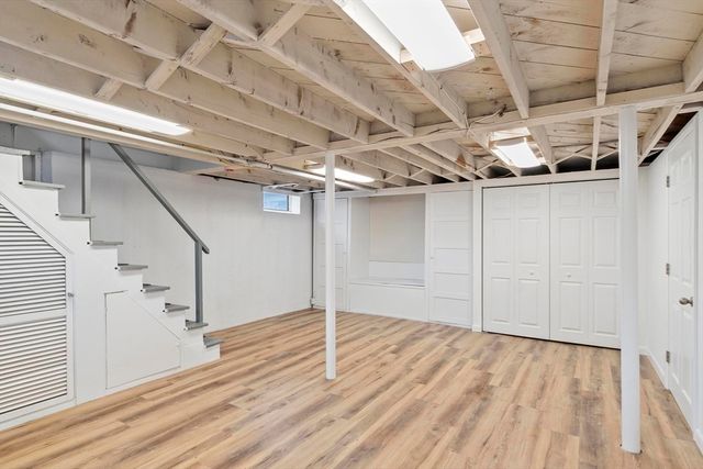 5 Ronald Ln, Shrewsbury, MA 01545