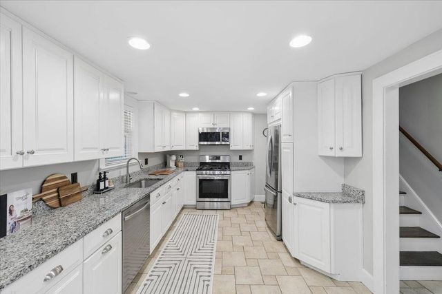 173 Mammoth Road, Manchester, NH 03109