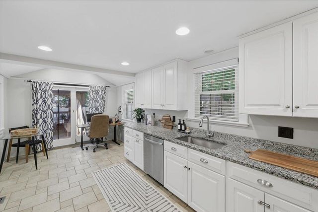 173 Mammoth Road, Manchester, NH 03109