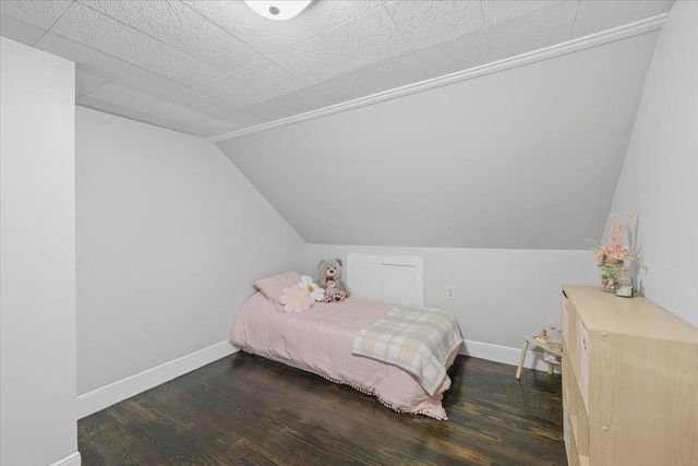 173 Mammoth Road, Manchester, NH 03109