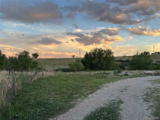 10427 Ammons Street, Broomfield, CO 80021