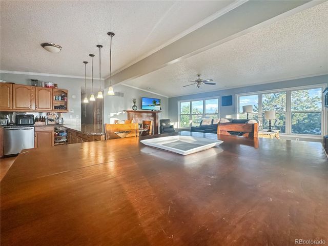 10427 Ammons Street, Broomfield, CO 80021