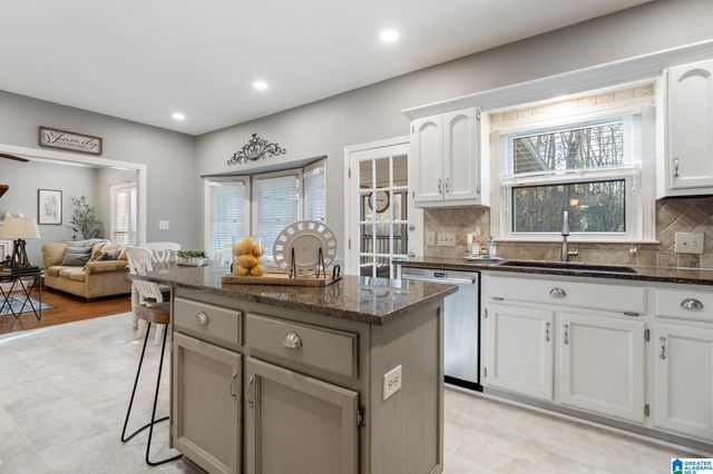 2021 SHAGBARK ROAD, Hoover, AL 35244