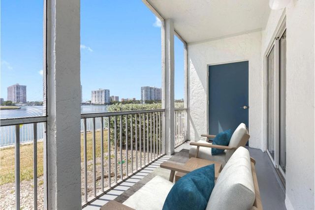 17900 NE 31st Court 1117, Aventura, FL 33160