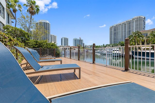 17900 NE 31st Court 1117, Aventura, FL 33160