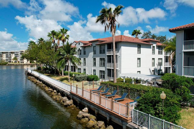 17900 NE 31st Court 1117, Aventura, FL 33160