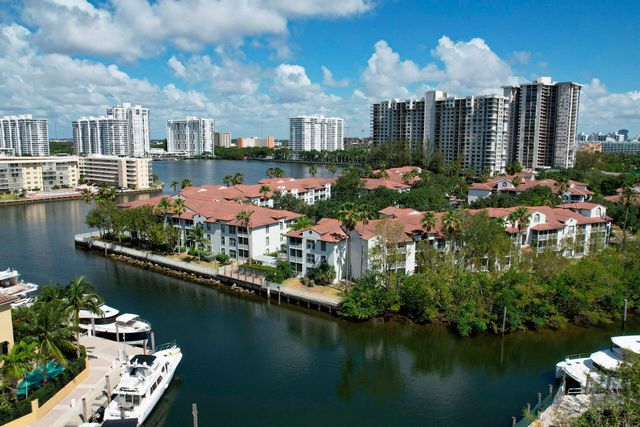 17900 NE 31st Court 1117, Aventura, FL 33160