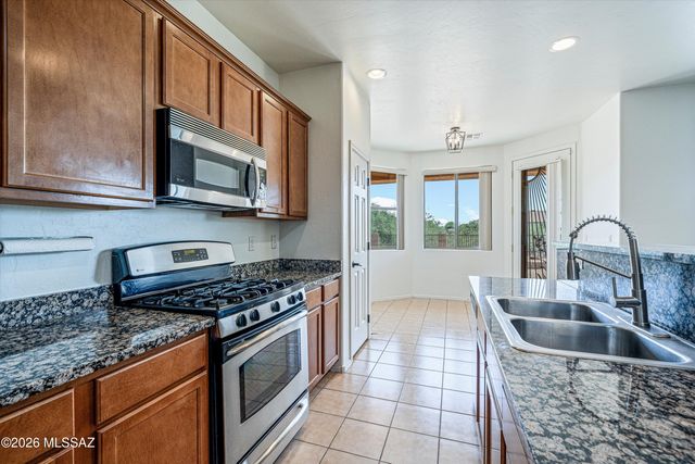 6681 S Via Diego De Rivera, Tucson, AZ 85757