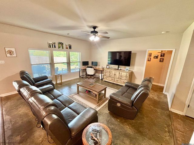 42198 Marblestone Ave, Prairieville, LA 70769
