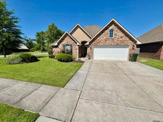 42198 Marblestone Ave, Prairieville, LA 70769
