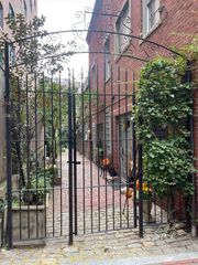 36 Joy Court F1, Boston, MA 02114