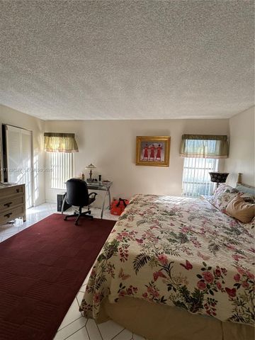 6080 NW 44th Street 107, Lauderhill, FL 33319