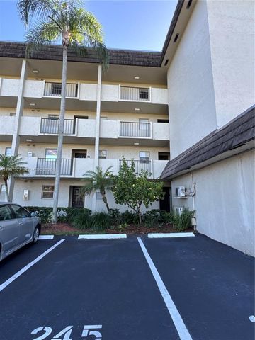 6080 NW 44th Street 107, Lauderhill, FL 33319