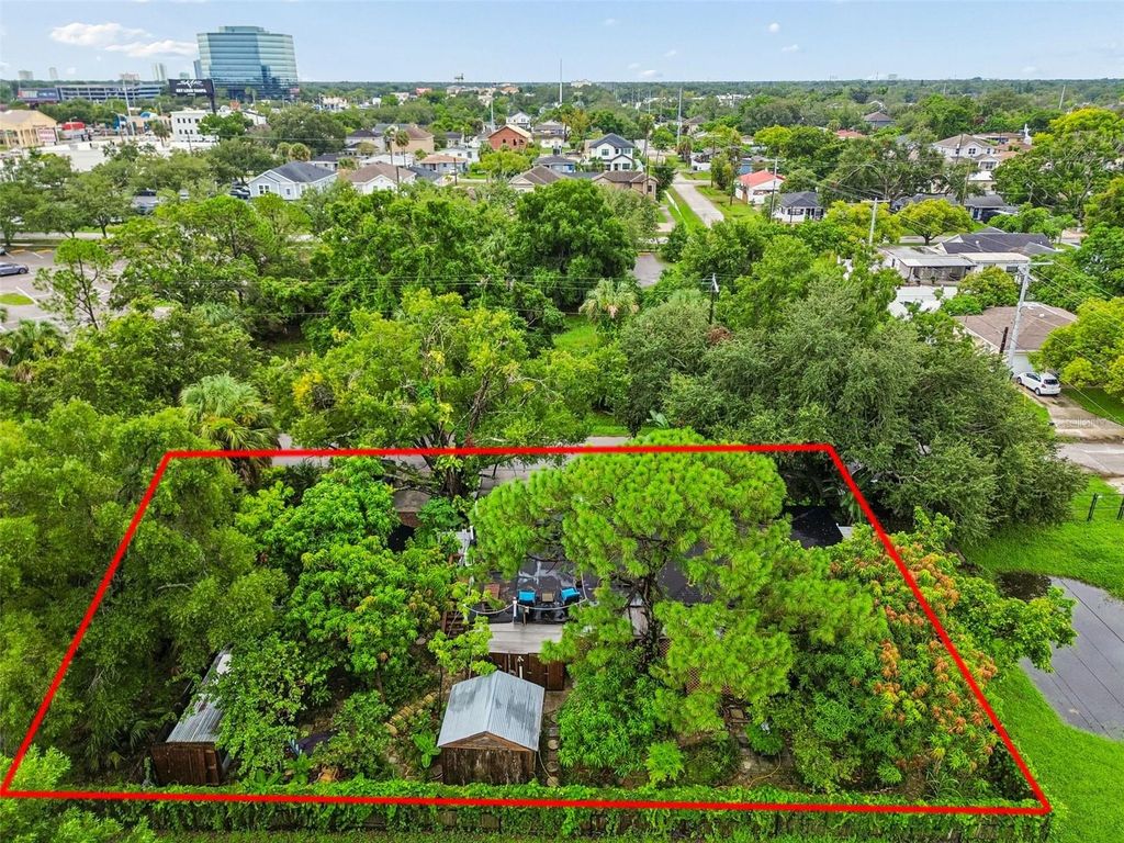 3823 W LEMON STREET, Tampa, FL 33609
