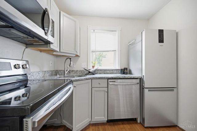 6733 Buckingham Place, Cincinnati, OH 45227