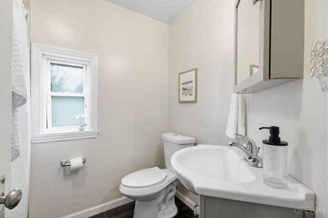 6733 Buckingham Place, Cincinnati, OH 45227