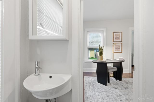 6733 Buckingham Place, Cincinnati, OH 45227
