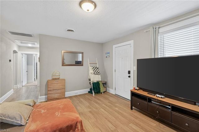 1020 Merrimac AVE, Norfolk, VA 23504