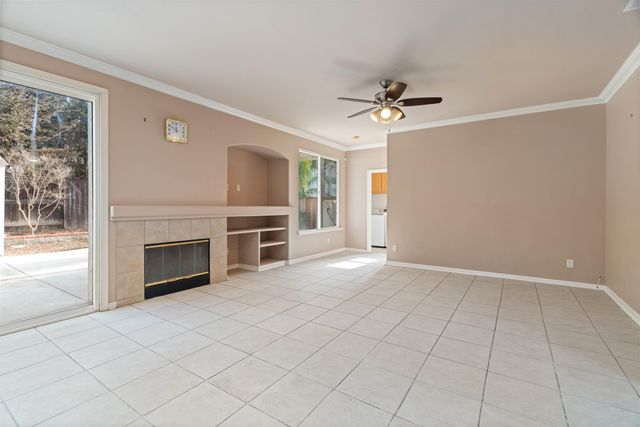 4925 Bay View Cir, Stockton, CA 95219