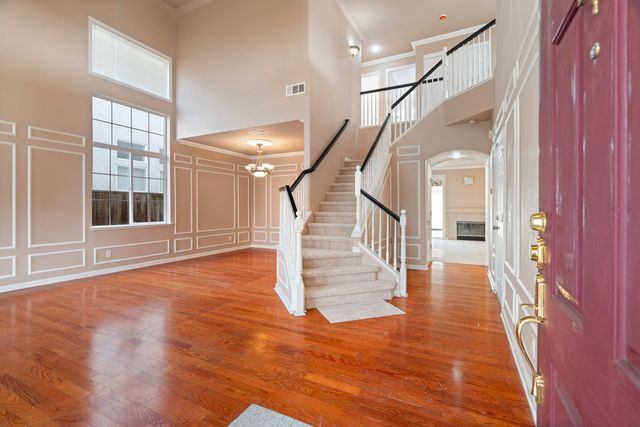 4925 Bay View Cir, Stockton, CA 95219