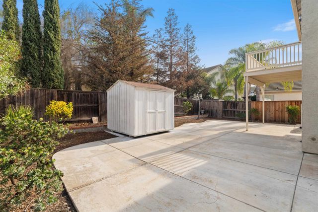 4925 Bay View Cir, Stockton, CA 95219