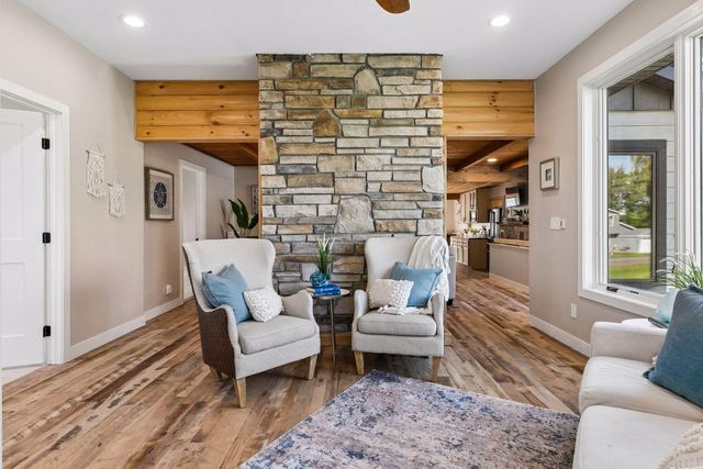 18546 Langly Avenue N, Marine On Saint Croix, MN 55047