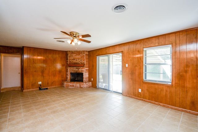 7435 Carew Street, Houston, TX 77074