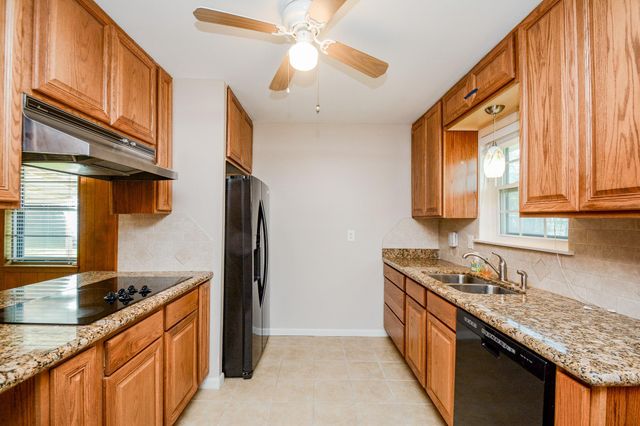 7435 Carew Street, Houston, TX 77074