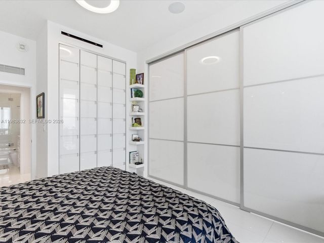 100 Lincoln Rd PH10, Miami Beach, FL 33139