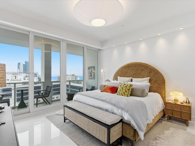 100 Lincoln Rd PH10, Miami Beach, FL 33139