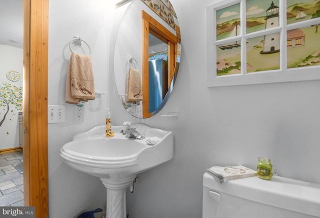 5119 BLAKE POINT RD, Chincoteague Island, VA 23336