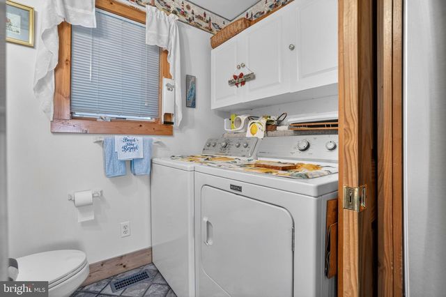 5119 BLAKE POINT RD, Chincoteague Island, VA 23336