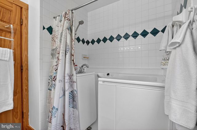 5119 BLAKE POINT RD, Chincoteague Island, VA 23336