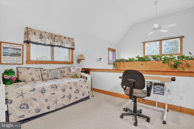 5119 BLAKE POINT RD, Chincoteague Island, VA 23336