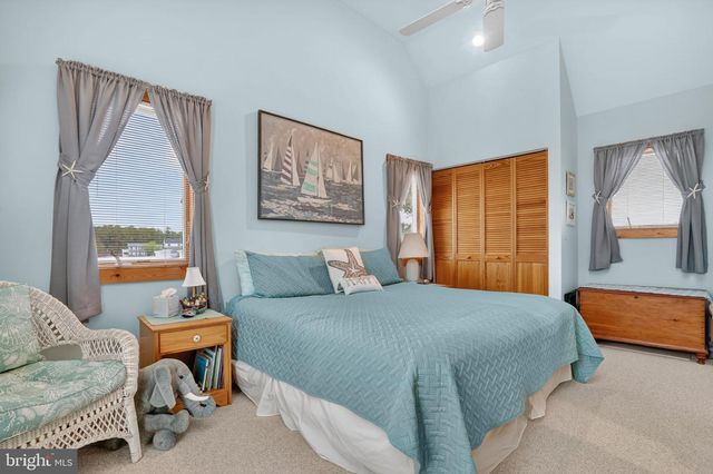 5119 BLAKE POINT RD, Chincoteague Island, VA 23336