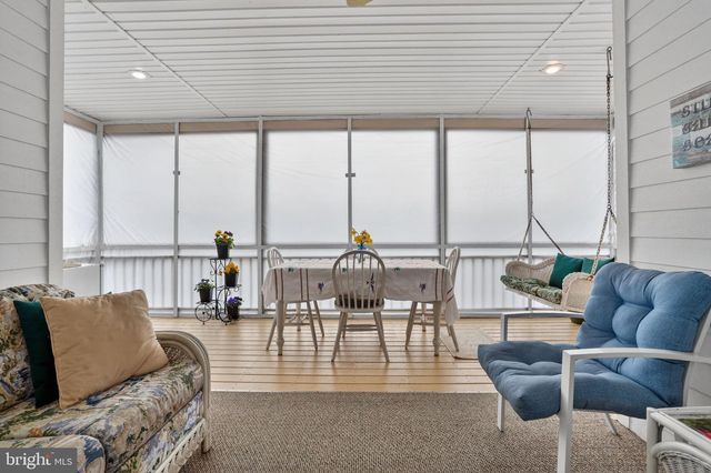 5119 BLAKE POINT RD, Chincoteague Island, VA 23336