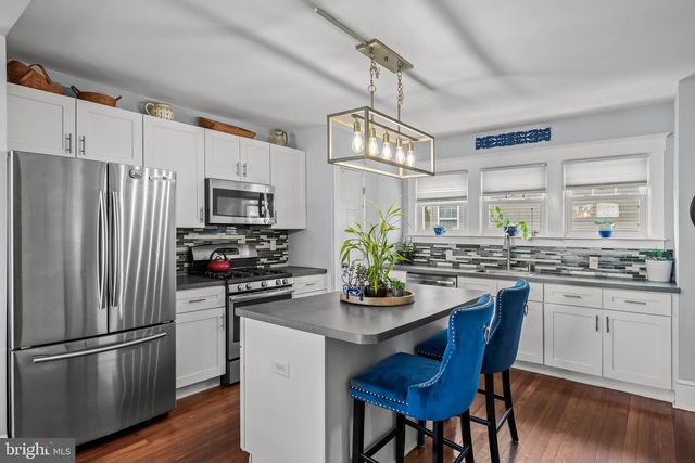 615 N WALNUT AVE, Magnolia, NJ 08049