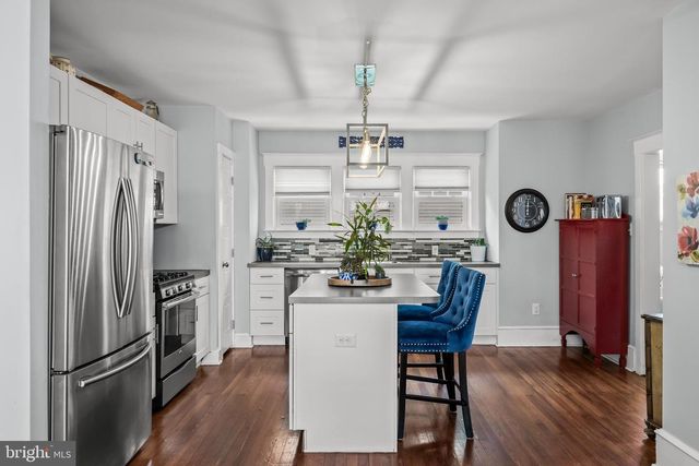 615 N WALNUT AVE, Magnolia, NJ 08049