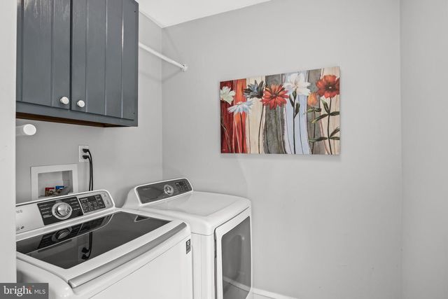 615 N WALNUT AVE, Magnolia, NJ 08049