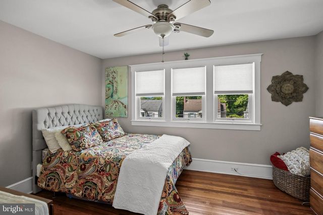 615 N WALNUT AVE, Magnolia, NJ 08049