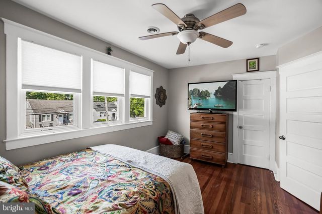 615 N WALNUT AVE, Magnolia, NJ 08049