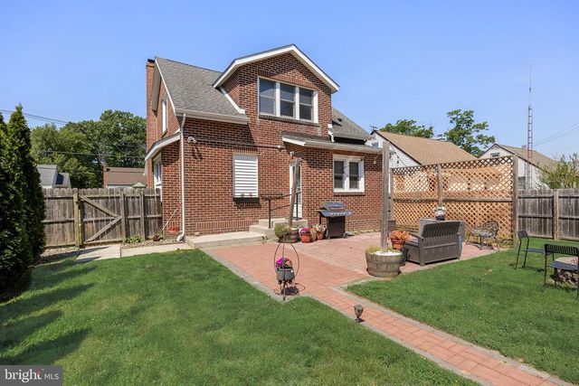 615 N WALNUT AVE, Magnolia, NJ 08049