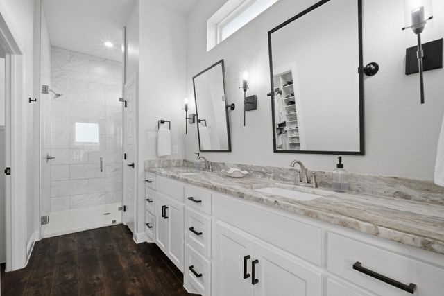 148 Lakeview Circle, Pilot Point, TX 76258
