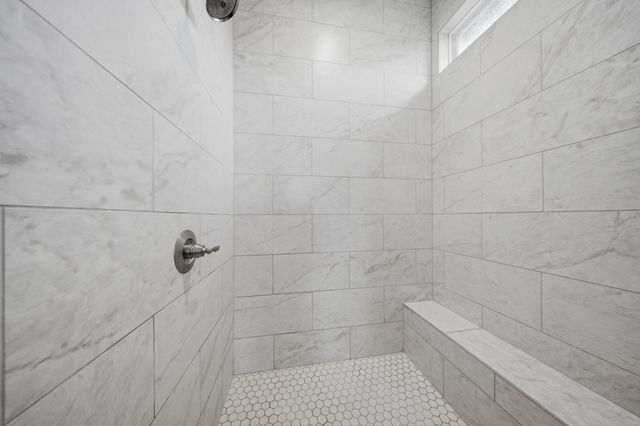 148 Lakeview Circle, Pilot Point, TX 76258