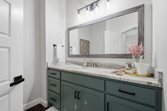 148 Lakeview Circle, Pilot Point, TX 76258