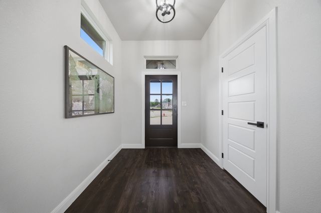 148 Lakeview Circle, Pilot Point, TX 76258