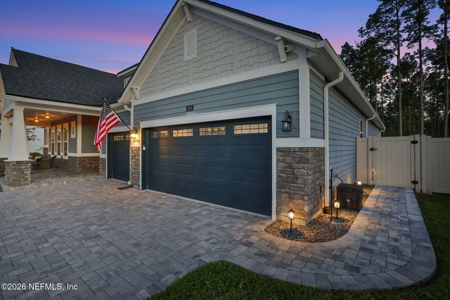200 WHITE HORSE Way, St. Johns, FL 32259