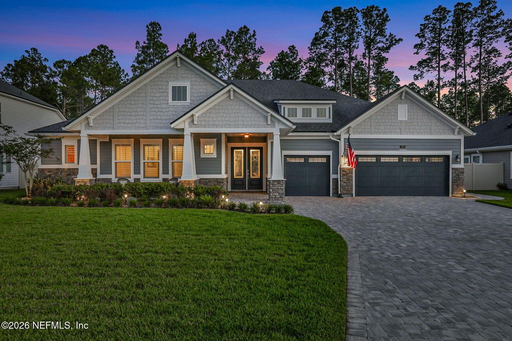 200 WHITE HORSE Way, St. Johns, FL 32259