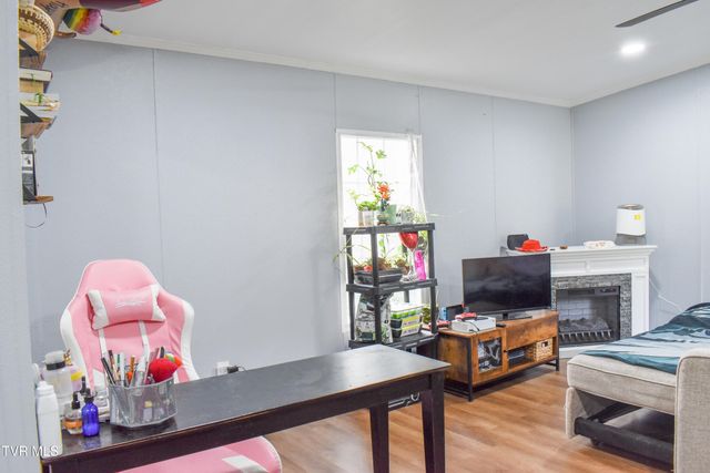 257 Hickory Hills Road, Church Hill, TN 37642