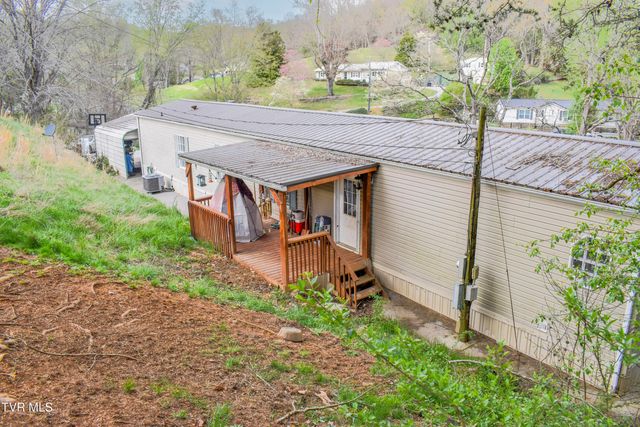 257 Hickory Hills Road, Church Hill, TN 37642